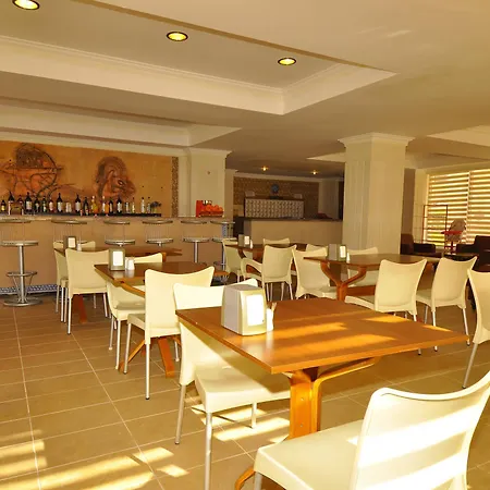 Golden Star 3* مرمريس
