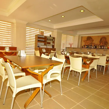Golden Star Hotel