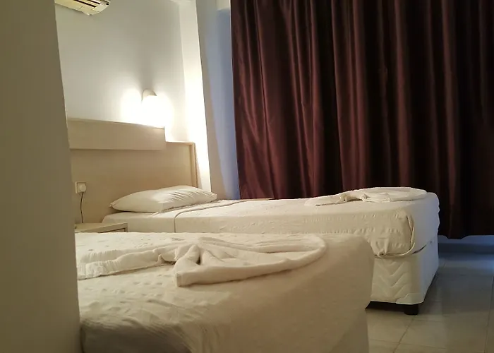 Golden Star Hotel